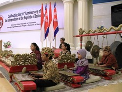 Saat Lagu Indonesia Dinyanyikan Anak-anak Korea Utara di HUT ke-70 RI