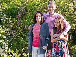 Digigit Serangga Saat Berkebun, Wanita Ini Koma Akibat Keracunan Darah