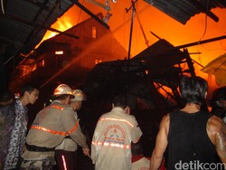 Pasar Tengah Pontianak Terbakar Hebat