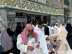 Biayai Infrastruktur Agar Dana Haji Tak Nganggur Biayai Infrastruktur Agar Dana Haji Tak Nganggur
