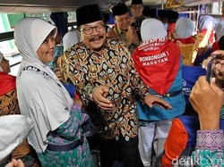 JATIMNOMICs Antarkan Soekarwo Raih Gelar Doktor HC dari Unair