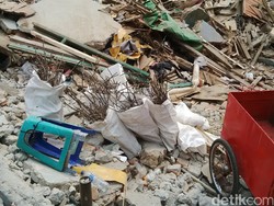 Relokasi Kampung Pulo, Kasatpol PP: Hari ini Tinggal Membereskan Puing