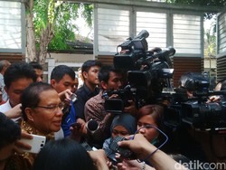 Merasa Tak Ada Masalah dengan JK, Rizal Ramli: Gitu Ajak Kok Ribet!