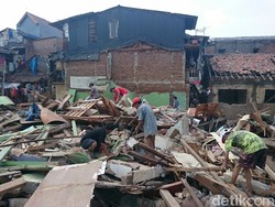 AM Fatwa Puji Ketegasan Ahok Pimpin Jakarta, Tapi Perlu Mengayomi Warga