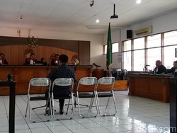 Hakim Tipikor Tolak Eksepsi Bupati Sumedang Ade Irawan