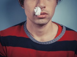 Hati-hati! Salah Perawatan, Bulu Hidung Bisa Picu Mimisan