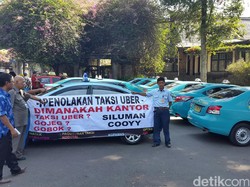 Tolak Uber Taxi, Perusahaan Taksi di Bandung Janji Beri Pelayanan Lebih Baik