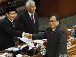 Taufik Kurniawan: DPR-Pemerintah Sepakat Standardisasi Gaji Pejabat dan BUMN