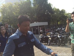 Ketua DPRD Muba Senyum-senyum Ditanya Soal Suap Rp 100 Juta