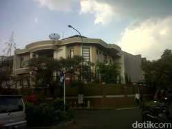 Suasana Markas Sindikat Narkoba dan Cyber Crime di Bandung