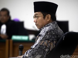 Eks Sekjen ESDM Waryono Karno Divonis 6 Tahun Penjara