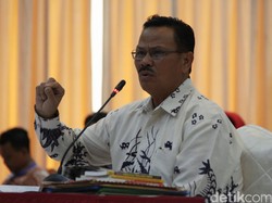 Capim Yotje Dicecar Soal Minimnya Kasus yang Bisa Dibawa ke Pengadilan