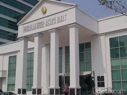 Makin Modernnya MK dan Kisah Peradilan Umum yang Gitu-gitu Aja