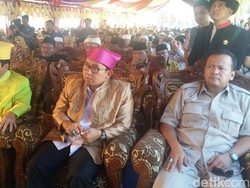 Ketua DPR Resmikan Masjid Terbesar di Indonesia Timur