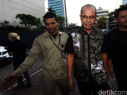 KPK Tahan Bupati Musi Banyuasin dan Istrinya