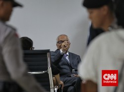 Rekeningnya Masih Diblokir KPK, OC Kaligis Tak Bisa Bayar Gaji Pegawai