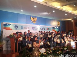 Masker Lidah Mertua, Penyerap Polutan Berbahaya Karya Siswa SMA