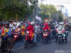Calon Wali Kota dan Wawali Semarang Dikirab, Warga Tak Antusias