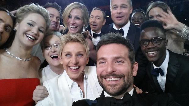 Selfie Ellen DeGeneres Selfie Ellen DeGeneres