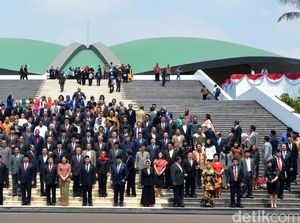 BPK Juga Temukan Tiket Pesawat Fiktif Anggota DPR Senilai Rp 2,05 M BPK Juga Temukan Tiket Pesawat Fiktif Anggota DPR Senilai Rp 2,05 M