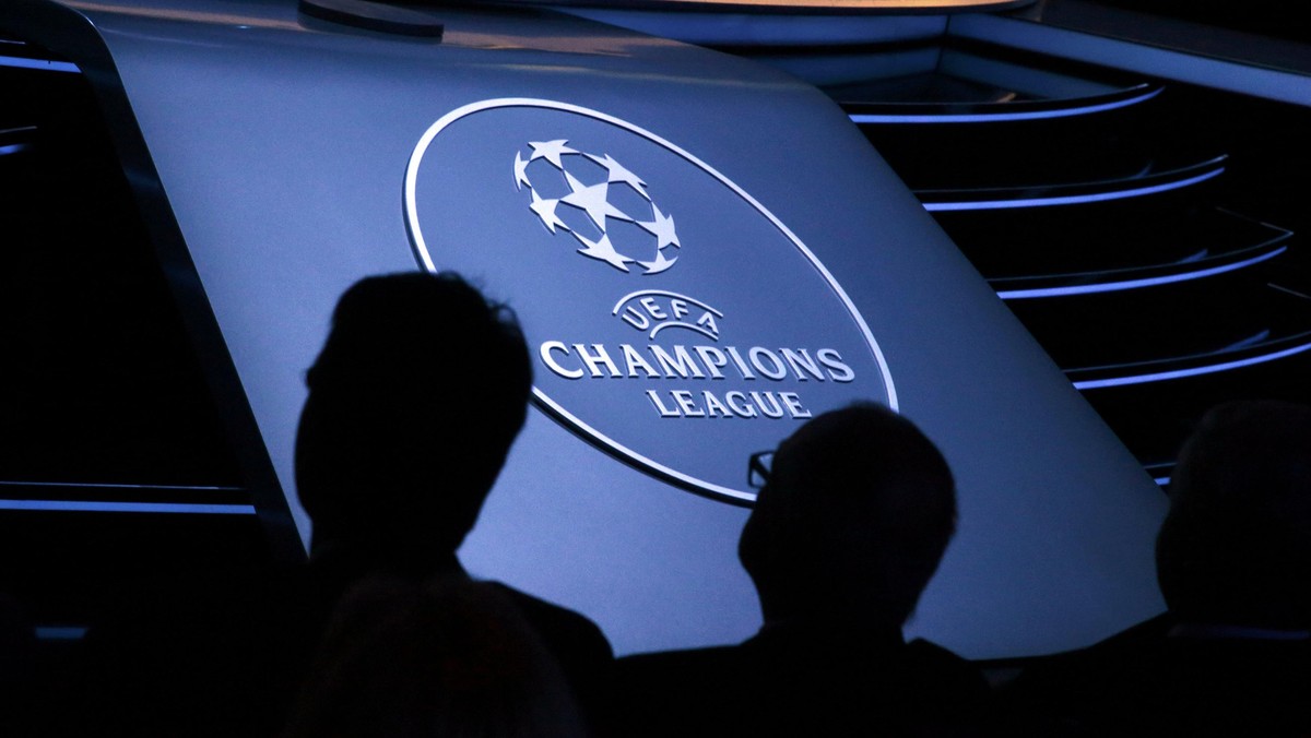 Jadwal babak 16 besar Liga Champions akan dimulai malam nanti, dengan laga Mancheter United vs Paris Saint Germain  (REUTERS/Eric Gaillard)