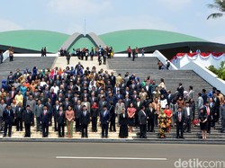 Tradisi Kejar Setoran Susun Undang-undang