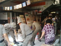 Ruko-ruko di Pasar Benhil Dibongkar karena Masa Sewa Sudah Habis