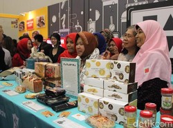 Hadiri Basha Market, Risma Apresiasi Kemajuan Industri Kreatif Surabaya