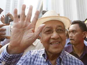 Sosok Mahathir Mohamad, Politikus Gaek yang Mengundurkan Diri