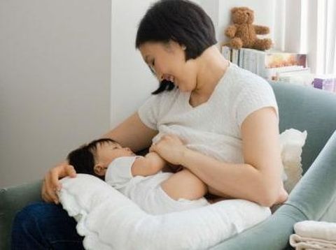 Arti tangisan bayi/