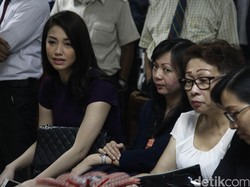 Papa Kaligis Hadapi Tuntutan, Velove: Kita Berdoa Saja Tuntutannya Fair