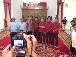 Ada Asa Terpendam di Balik Akik dari Sopir Metro Mini untuk Presiden