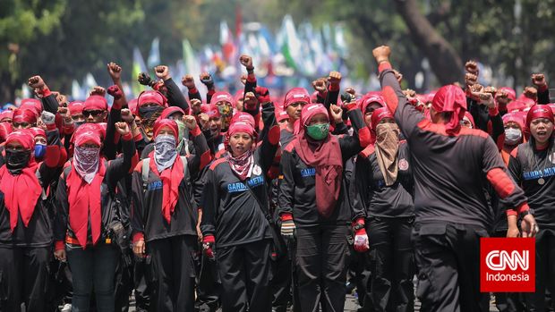 Banyak Buruh Kena PHK, Kemenaker Diminta Evaluasi WFH