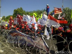 Hindari Gedung Grahadi, Ribuan Buruh akan Unjuk Rasa Kawal Penetapan UMP