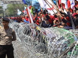 Buruh Minta Upah Naik, Pengusaha: Banyak Industri Akan Kolaps