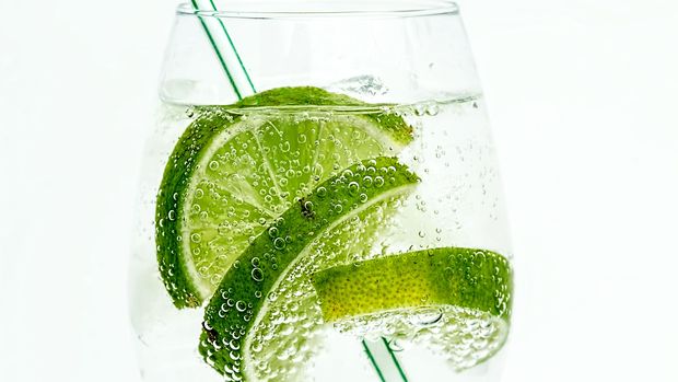Terlalu banyak minum minuman bersoda bisa membuat Anda jadi cepat tua