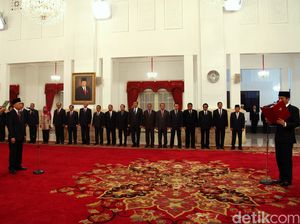 Elite Parpol dan Pejabat Negara Hadiri Pelantikan 7 Gubernur di Istana