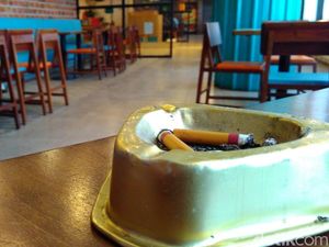 Rokok Penyumbang Utama Kemiskinan RI, Kemenkes Ingatkan Dampak Kesehatannya Rokok Penyumbang Utama Kemiskinan RI, Kemenkes Ingatkan Dampak Kesehatannya