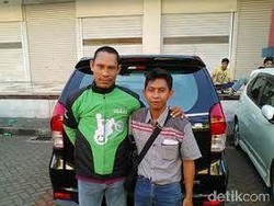Anang Maruf Gabung Jadi Driver Go-Jek Surabaya