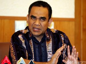 Fadli Zon Sebut Ahmad Muzani Calon Wakil Ketua MPR dari Gerindra Fadli Zon Sebut Ahmad Muzani Calon Wakil Ketua MPR dari Gerindra