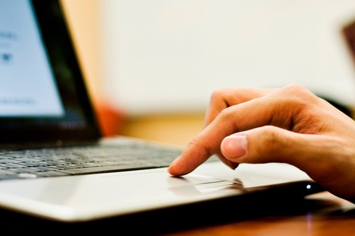 Ilustrasi akses WiFi. Foto: Thinkstock Ilustrasi akses WiFi. Foto: Thinkstock