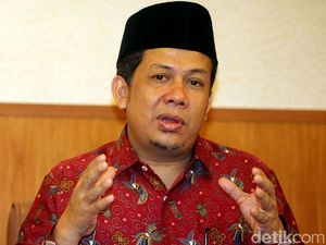Ulah Fahri Hamzah yang Disoal PKS: Kata-kata Bloon Hingga Tak Pro KPK Ulah Fahri Hamzah yang Disoal PKS: Kata-kata Bloon Hingga Tak Pro KPK
