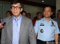 Menkum HAM: Kita Kirim Gayus ke Gunung Sindur!