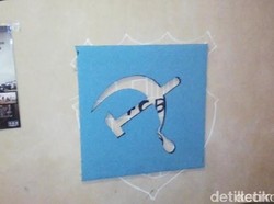 Mahasiswa Semarang Mengaku Pasang Poster Palu Arit Hanya untuk Seni