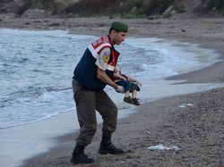 ISIS Gunakan Foto Bocah Imigran untuk Peringatkan Pengungsi Suriah