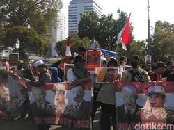 Massa Protes Kedatangan Presiden Mesir