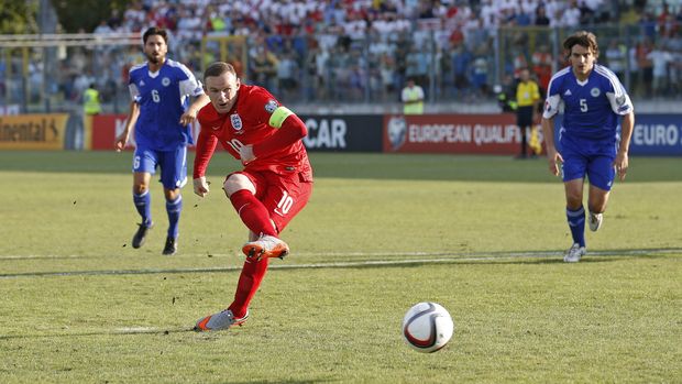 Kisah cinta sesaat Wayne Rooney bersama dua wanita pernah meramaikan media Inggris.