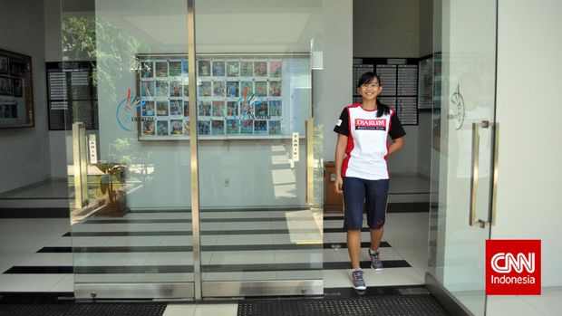 Pebulutangkis Indonesia Maria Kristin di GOR Djarum, Jati, Kudus, pada MInggu (6/9). (CNN Indonesia/Putra Permata Tegar)