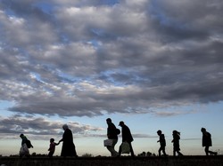 Hungaria Tutup Perbatasan, Ribuan Imigran Banjiri Kroasia