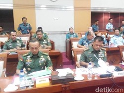 Bahas Anggaran TNI, Jenderal Gatot Rapat Perdana dengan Komisi I DPR